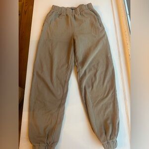 BRANDY MELVILLE TAN SWEATPANTS ONE SIZE FITS ALL